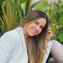 Dailis - Fundadora de Inicia Online y creadora de RecetaCubana